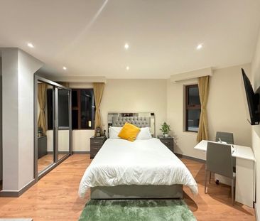 Studio Flat, Cranbrook Road, IG1 - Photo 4