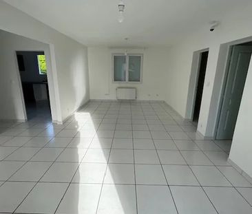 Maison T5 à louer sur LE HAILLAN - Photo 4