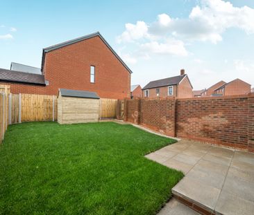 3 bedroom semi-detached house to rent - Photo 1