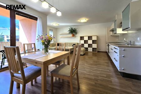 Pronájem bytu 2+kk v osobním vlastnictví 62 m², Říčany - Photo 3