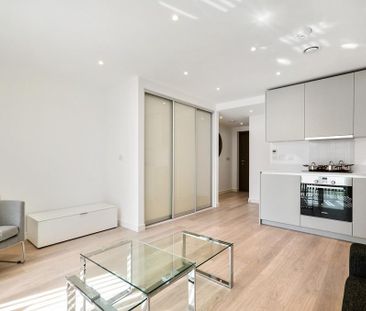 Studio to rent - Photo 2