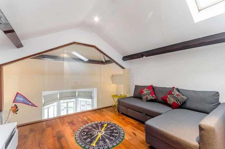 Wimbledon Park Side, Wimbledon Common, SW19 - Photo 2