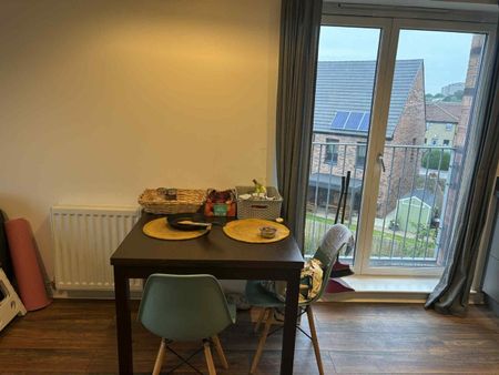 2 Bed Flat, Griffin Road, EH4 - Photo 2