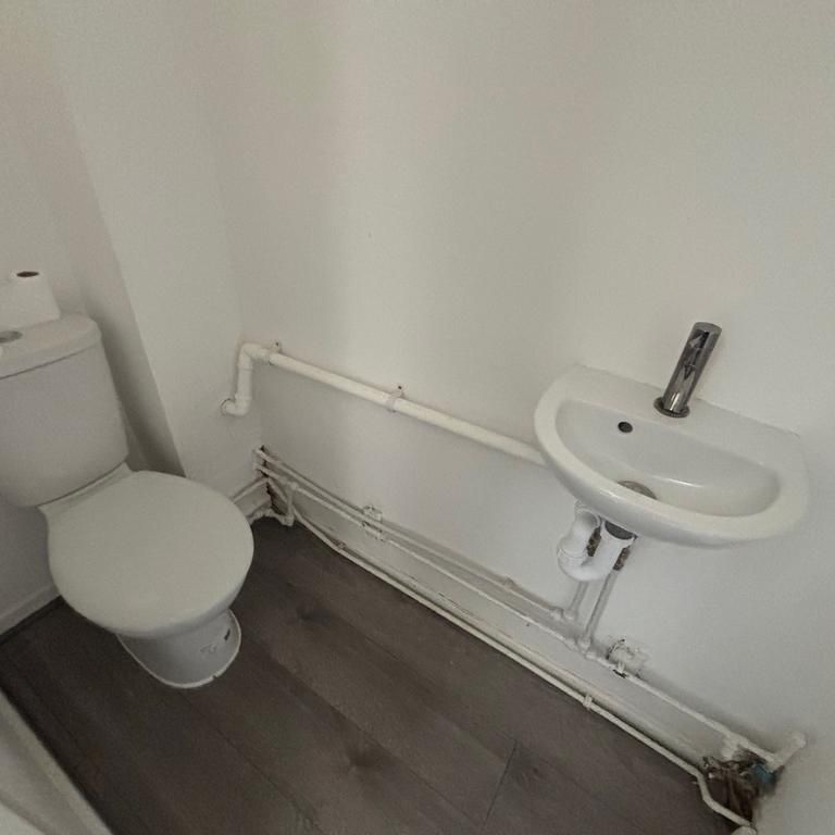 3 bedroom house to rent - Photo 1