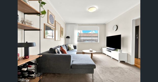 Updated Ground-Floor Villa Unit with Private Courtyard - Photo 1