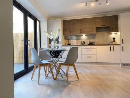 2 bedroom apartment to rent - Photo 5