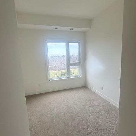 For Lease - 16 Melbourne Avenue Unit# 320B, St. Catharines, Ontario - Photo 2