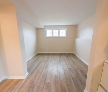 Cozy 3-Bedroom Lower Unit in St. Catharines! - Photo 4