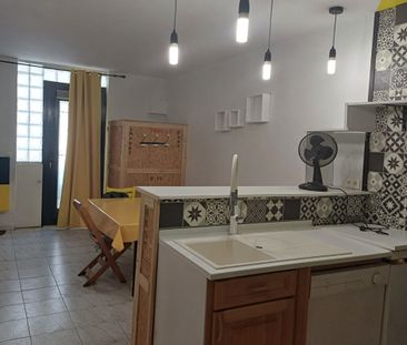 Appartement Sete 3 pièce(s) MEUBLE - - Photo 1