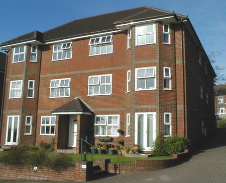 1 bedroom flat to rent - Photo 3