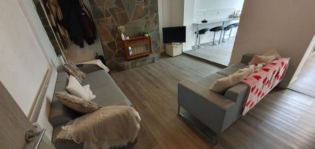 4 bedroom house to rent - Photo 2