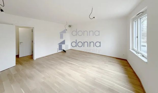 Pronájem bytu 1+kk, 39 m - Photo 1