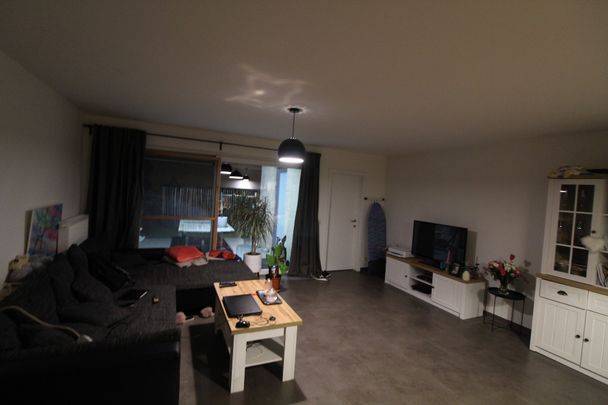 Nieuwbouwwoning met CARPORT en TUIN! - Foto 1