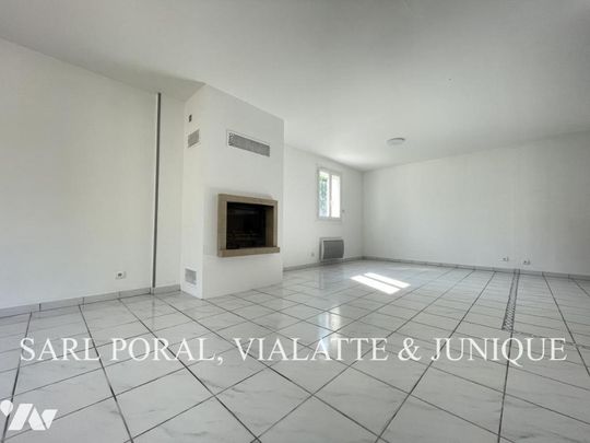LOCATION VILLA T5 - SAINT JEAN LE VIEUX - Photo 1