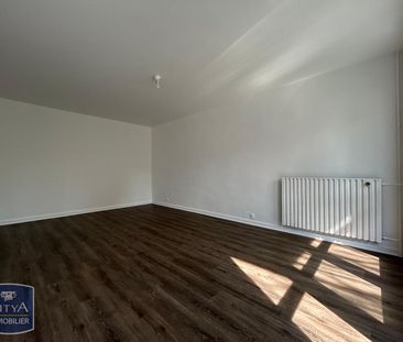 Location Appartement 1 pièce 35m² NOISY LE GRAND 93160 - Photo 3