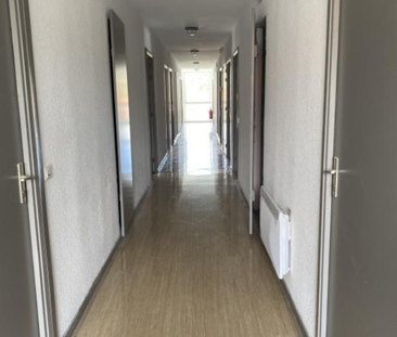 Location Appartement 1 pièce 19m² ANNONAY 07100 - Photo 4