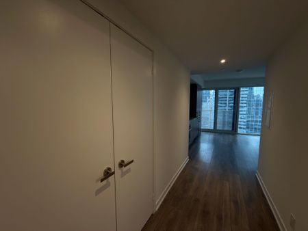 For Lease - 100 Harbour Street Unit# 1908, Toronto, Ontario - Photo 4