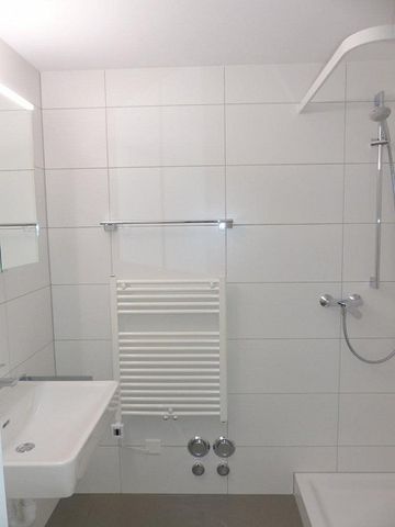 Top moderne Wohnung an ruhiger Lage - Foto 4