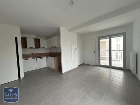 Location Appartement 2 pièces 43m² LAVAL 53000 - Photo 5