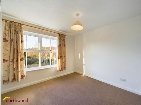 2 bedroom terraced house to rent - Photo 2