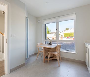 Foxrock Avenue - Photo 2