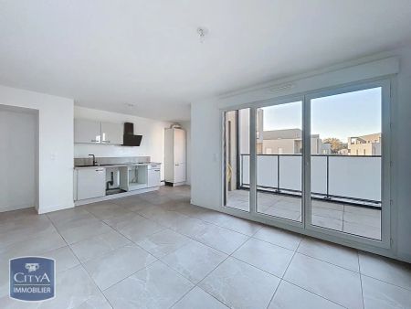 Appartement à louer 3 pièces 65.57m² - Photo 2