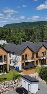Condos neufs au rez-de-chaussée – à 2 minutes de marche des commerces. Saint-Donat • - Photo 4
