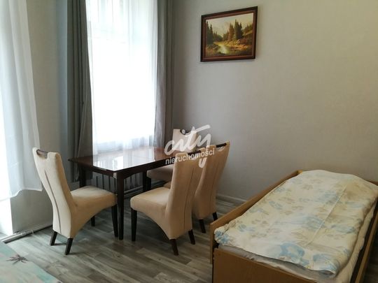 Mieszkanie pracownicze, dla 10-12 osób, centrum - Photo 1