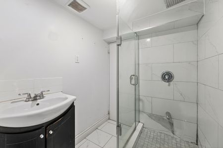 For Lease - 224 Alsace Road Unit# Lower, Richmond Hill, Ontario - Photo 3