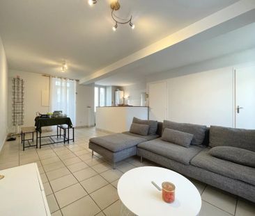 Location Appartement 3 pièces 53m² LE MAY SUR EVRE 49122 - Photo 2