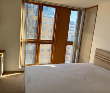 2 Bed Flat, Watermans Place, LS1 - Photo 4