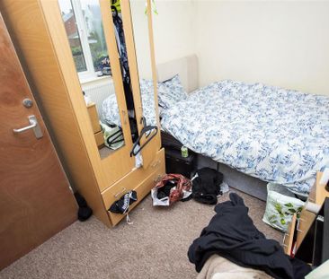 6 bedroom house to rent - Photo 1