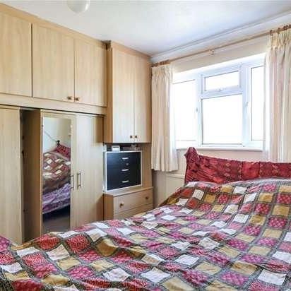 Cranbourne Drive, Harpenden, AL5 - Photo 1