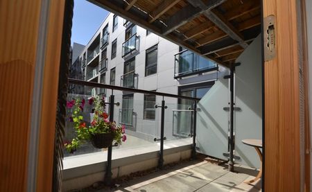 Magellan House, LS10 - Photo 2