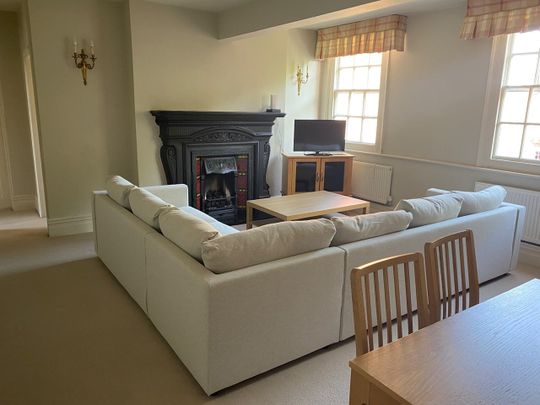 2 Bed Flat, Kingsley House, SW3 - Photo 1