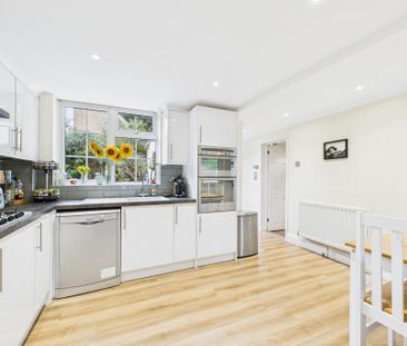 3 bedroom semi-detached house to rent - Photo 6