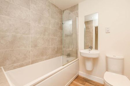 2 bedroom flat to rent - Photo 3