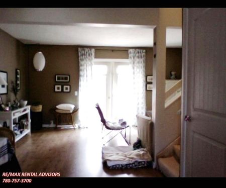 1644 37 Street Northwest - Photo 4