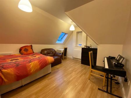 1 bedroom apartment to rent - Photo 2