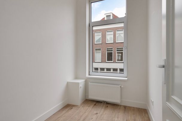 Te huur: Appartement Prins Hendrikstraat 140 in Den Haag - Foto 1