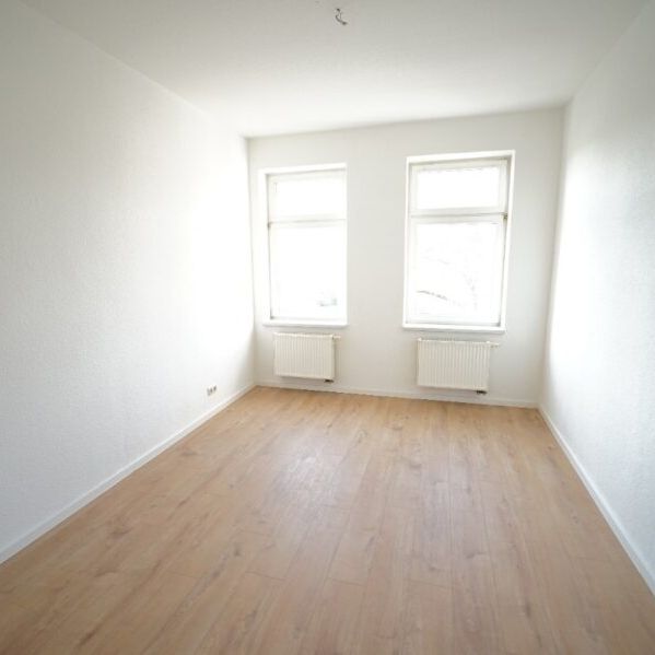 frisch renovierte 2 Raum Wohnung in guter Lage * Bezug ab sofort - Photo 1