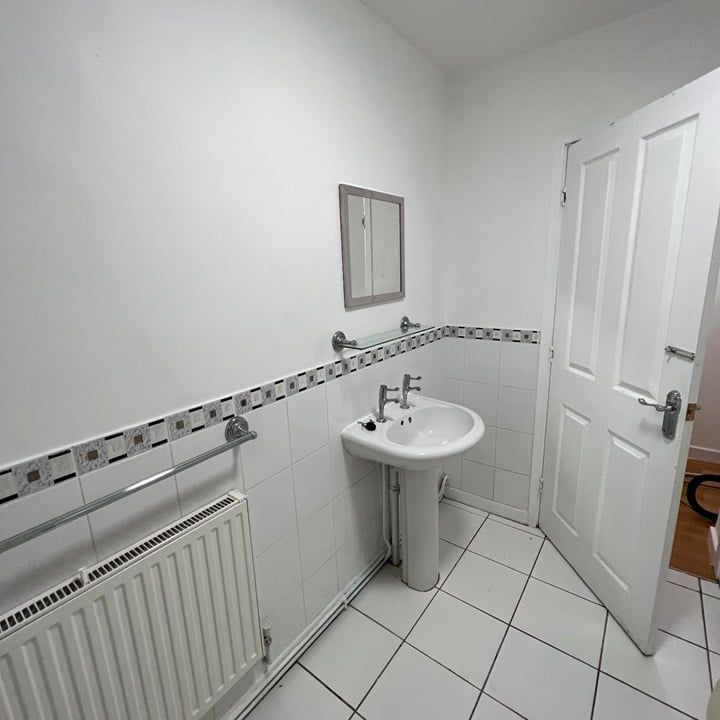 1 Bed Flat, Devonshire Road, L8 - Photo 1