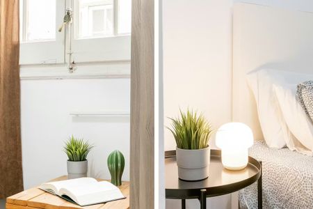 Carrer de Balmes, Barcelona, Catalonia 08008 - Photo 2