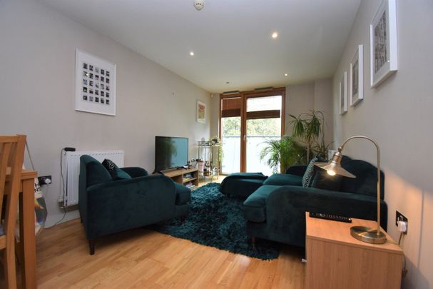 Lewisham Way, London, SE14 - Photo 1