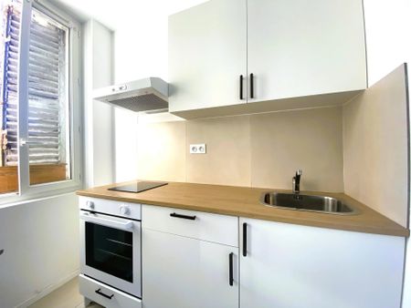 Location Appartement 1 pièce 20m² MARSEILLE 6ème - Photo 4