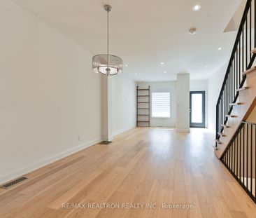 For Lease - 14 Marshall Street, Toronto, Ontario - Photo 4