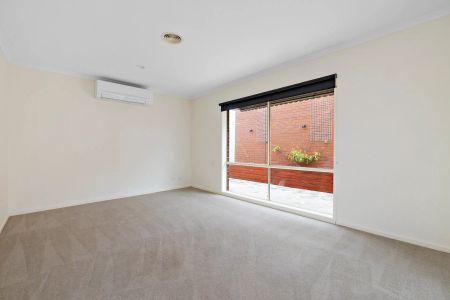 2A Moorfield Avenue, Rosebud. - Photo 4