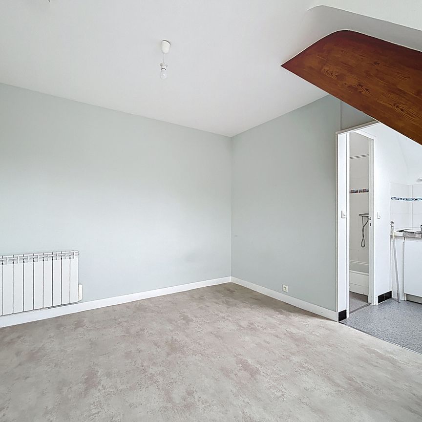 Location Appartement 1 pièce 18m² ST LO 50000 - Photo 1