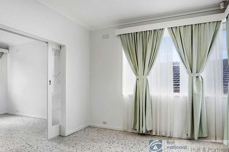 15 Glenthorne Drive, Keysborough - Photo 2