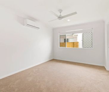 “Stunning Family Home in Collingwood Park” - Photo 3